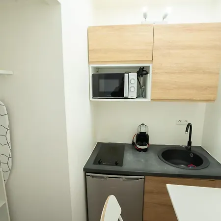 Apartment Parisien Face Metro Pigalle - 9 - 2p *